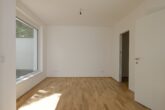 Neubauwohnung gleich beim Reumannplatz – geräumige 2-Zimmer mit Terrasse! - Bild